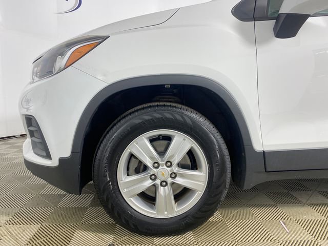 Used 2018 Chevrolet Trax LS image 29