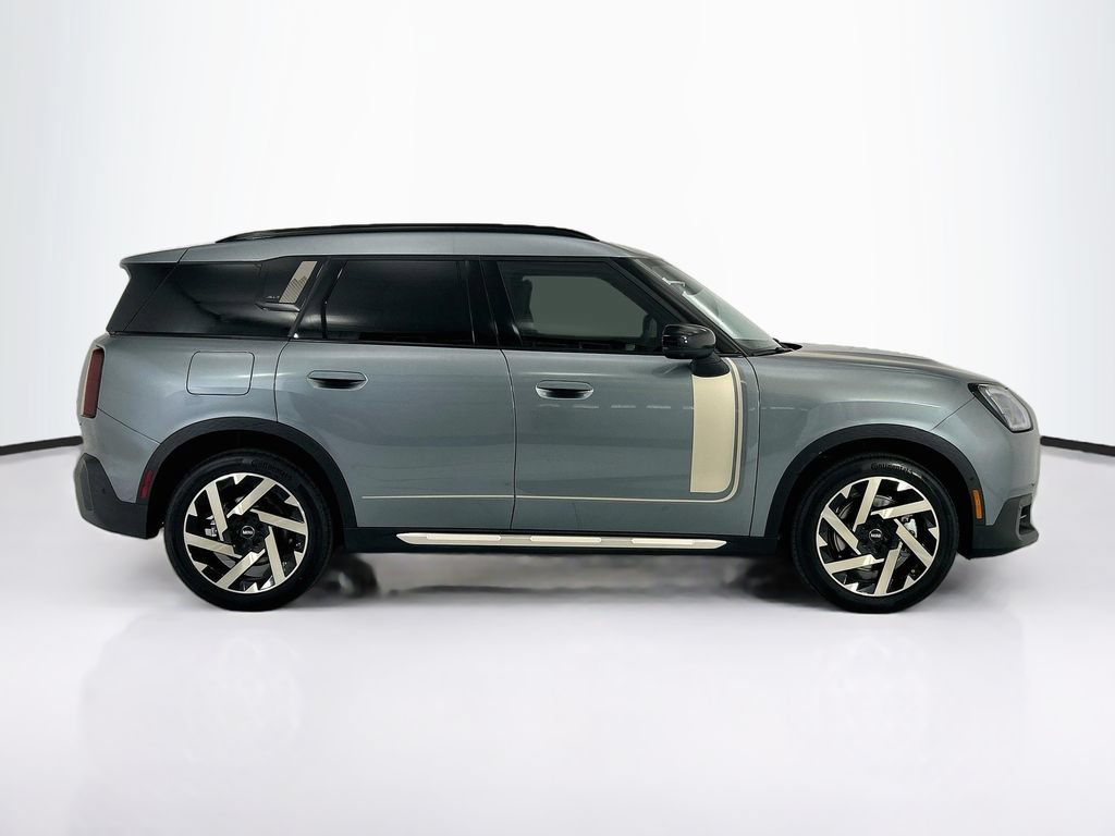 New 2027 MINI Cooper Countryman S w/ Comfort Package Max AWD/4WD image 4