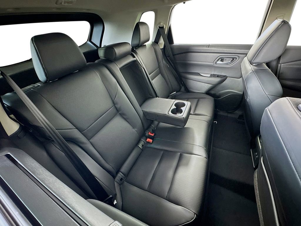 New 2026 Nissan Rogue SV image 30