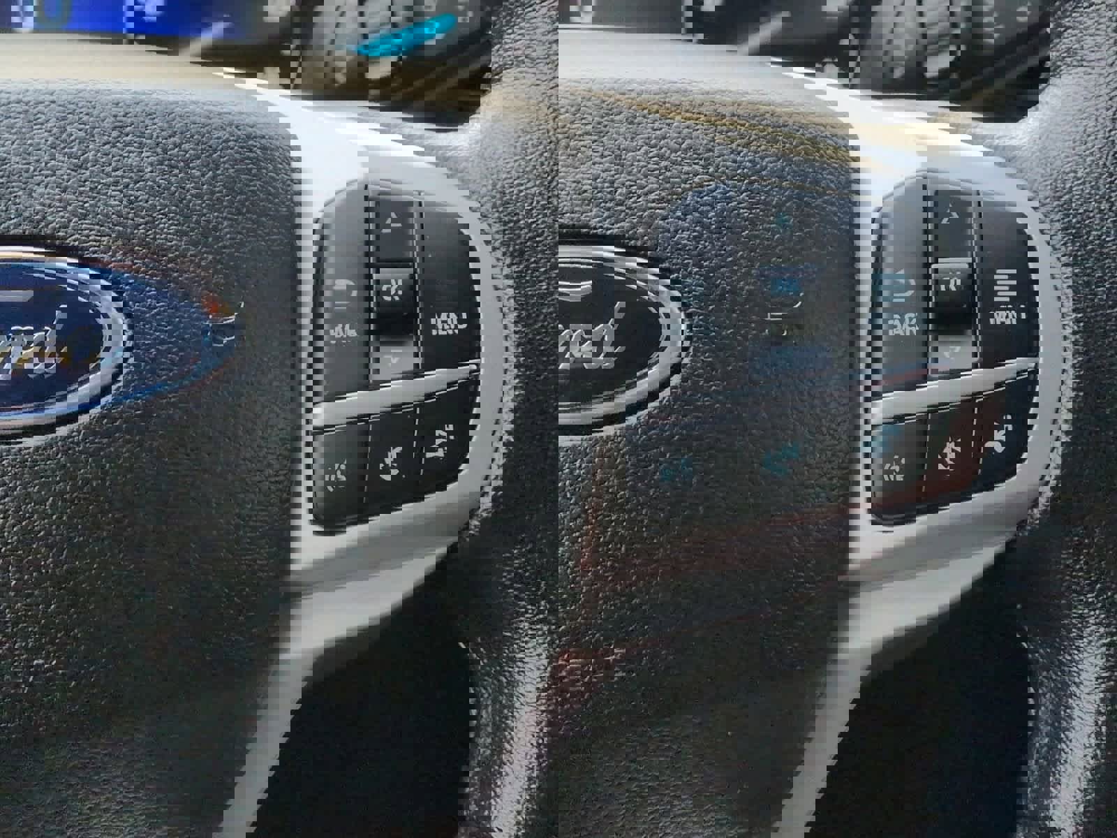 Used 2022 Ford Explorer XLT w/ Class IV Trailer Tow Package image 25