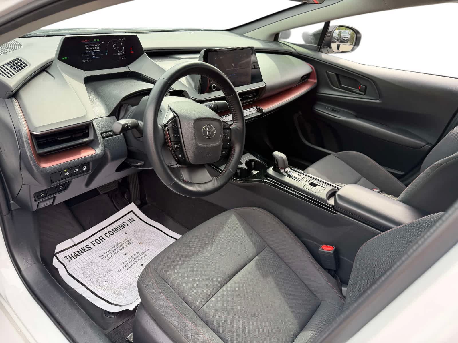 Used 2025 Toyota Prius Plug-In Hybrid FWD image 11