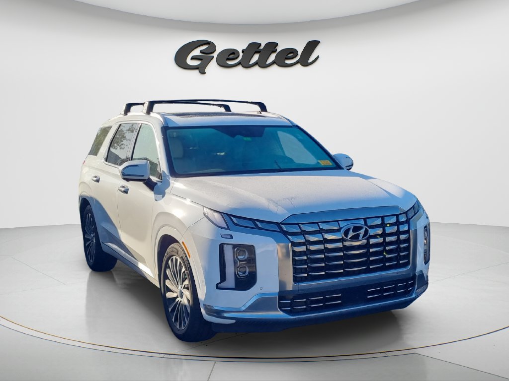 Used 2023 Hyundai Palisade Calligraphy w/ Cargo Package FWD image 3