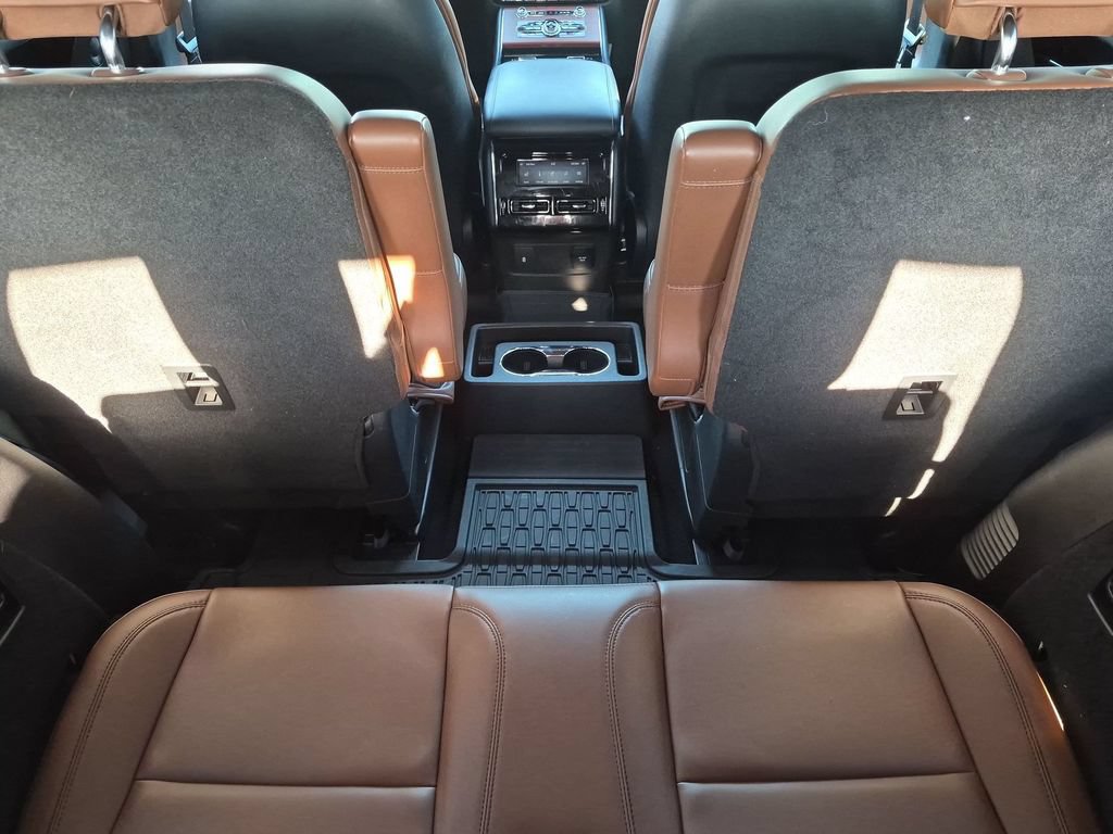 Used 2021 Lincoln Aviator Grand Touring w/ Elements Package Plus AWD/4WD image 37