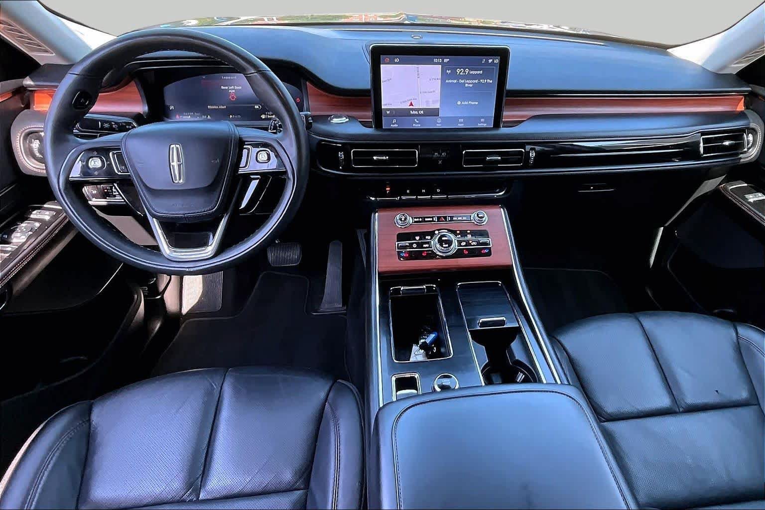 Used 2024 Lincoln Aviator Reserve AWD/4WD image 30