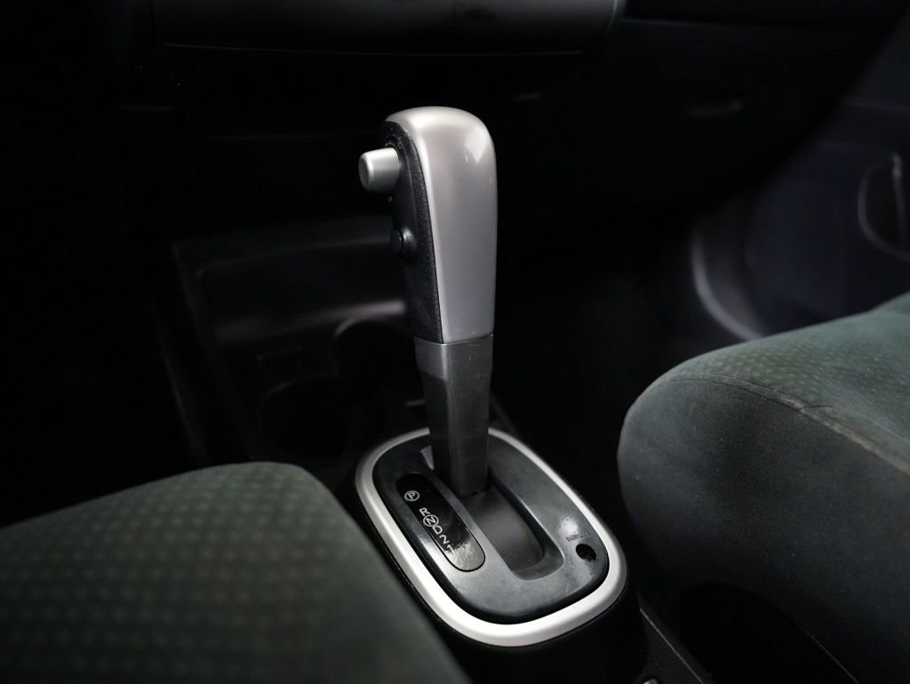 Used 2012 Nissan Versa 1.8 S image 21