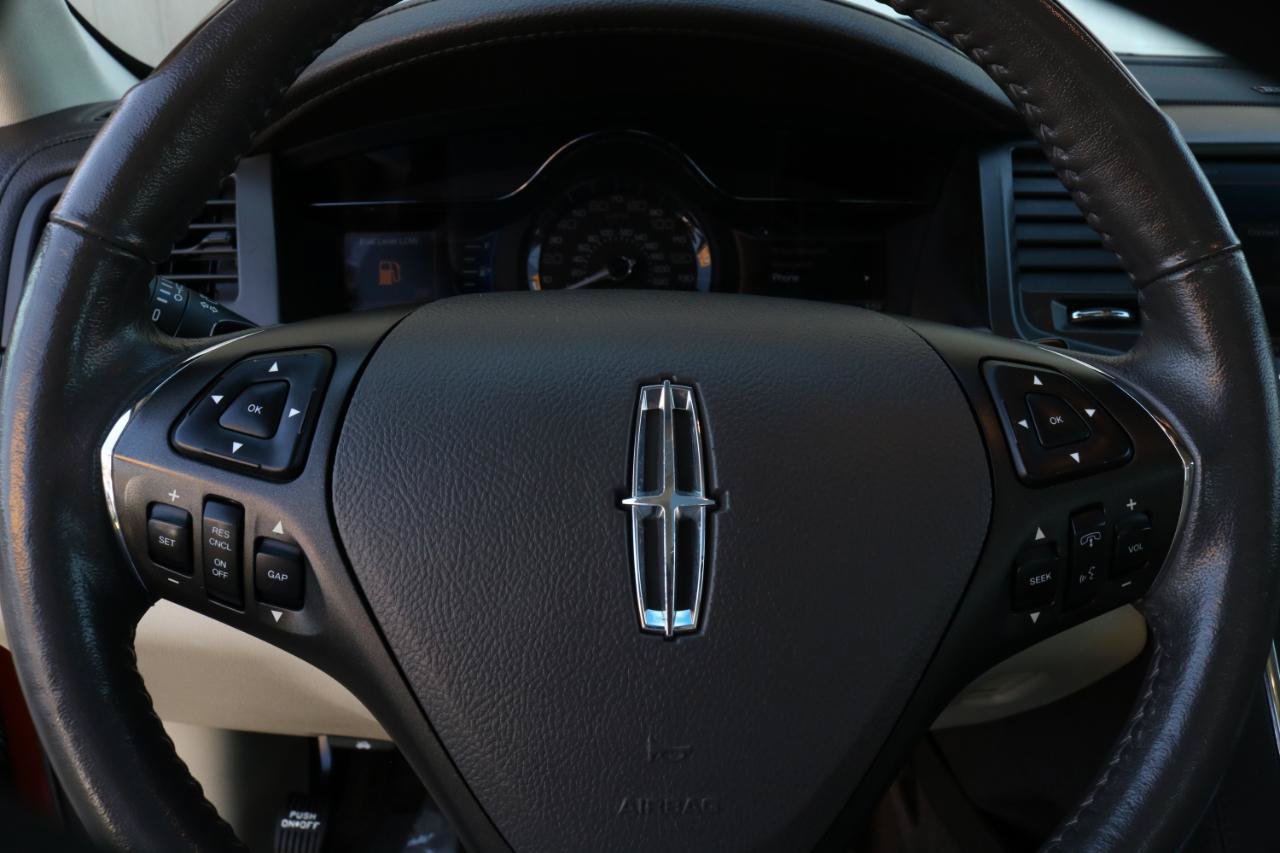 Used 2015 Lincoln MKS AWD w/ Equipment Group 201A image 21