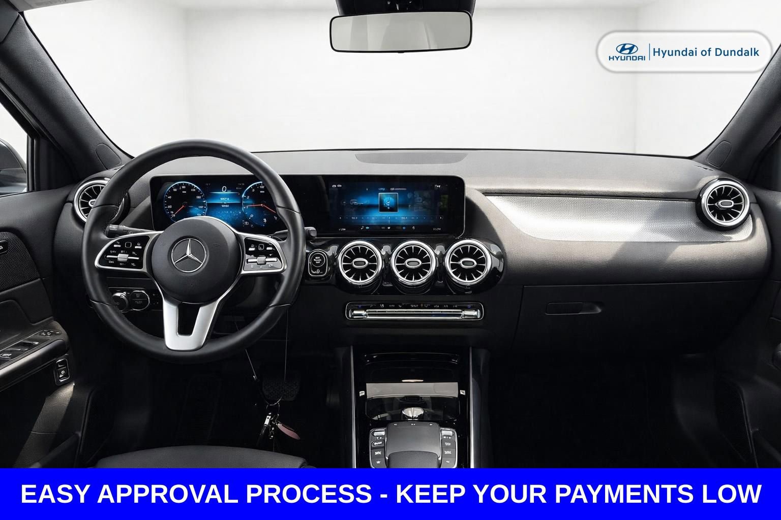 Used 2021 Mercedes-Benz GLA 250 4MATIC w/ Premium Package image 10