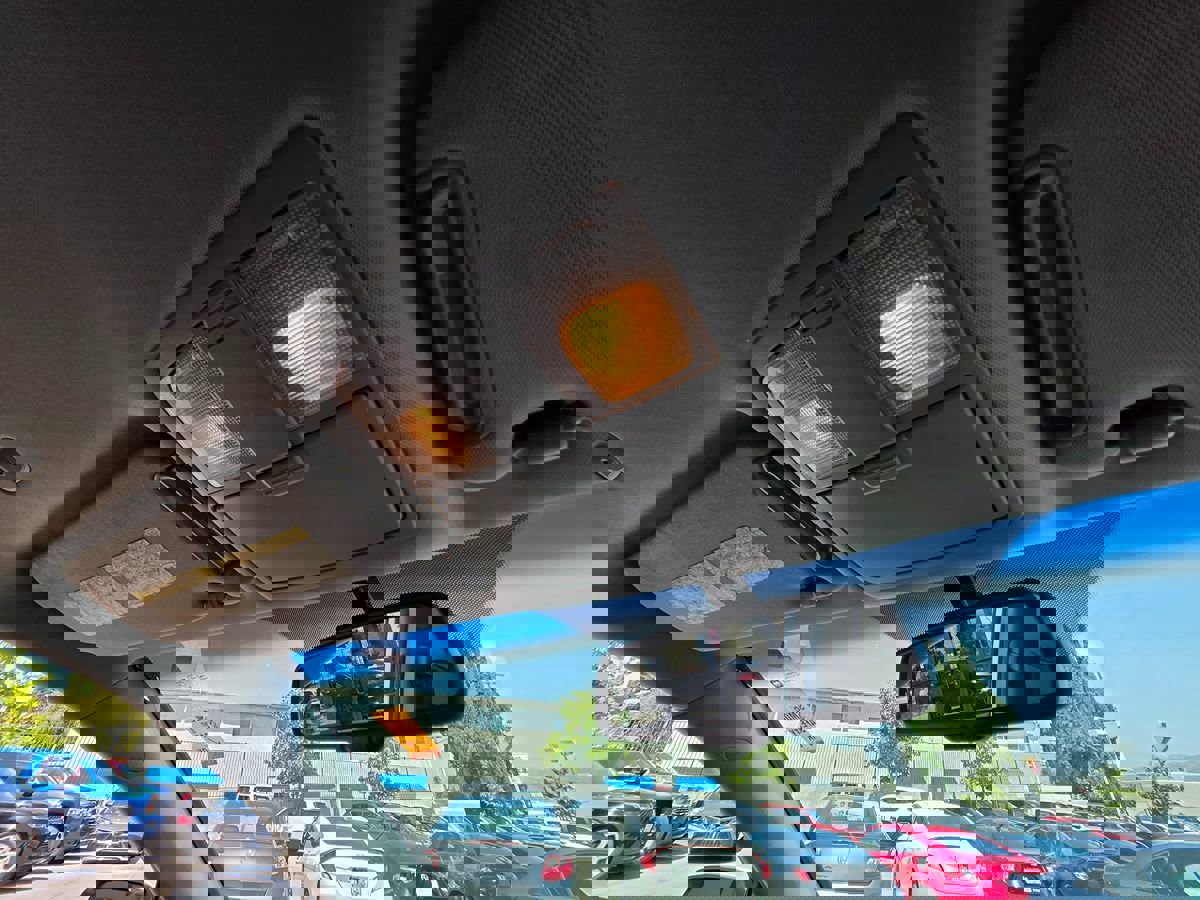 Used 2013 Kia Sorento LX w/ Third Row Pkg image 21