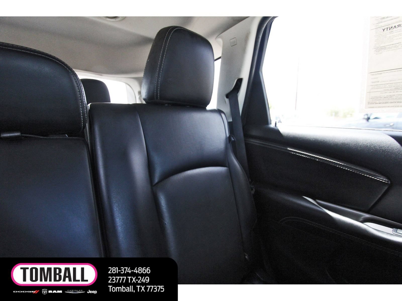 Used 2019 Dodge Journey Crossroad w/ Nav & Sun Group FWD image 12
