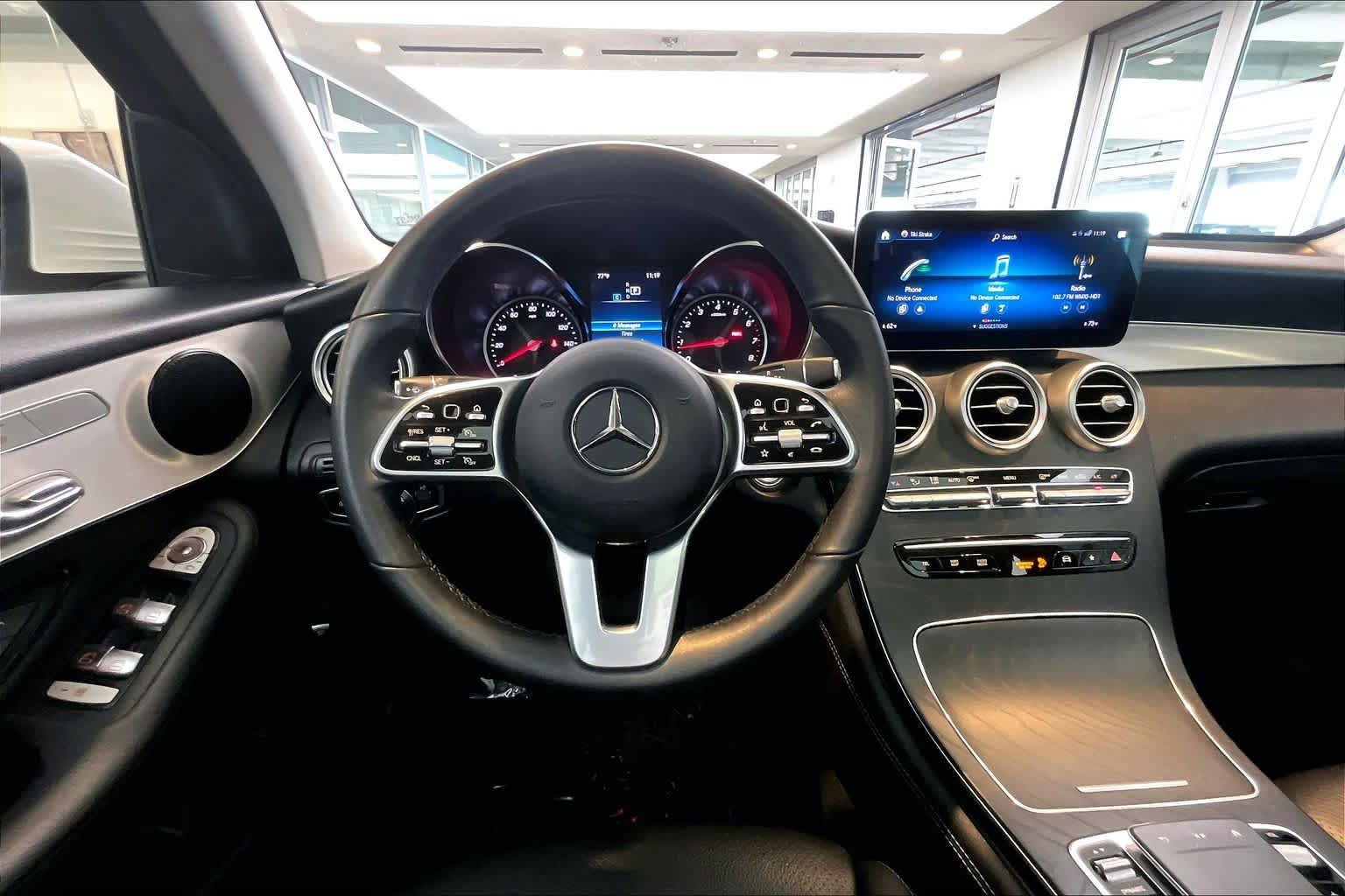Used 2020 Mercedes-Benz GLC 300 4MATIC image 6