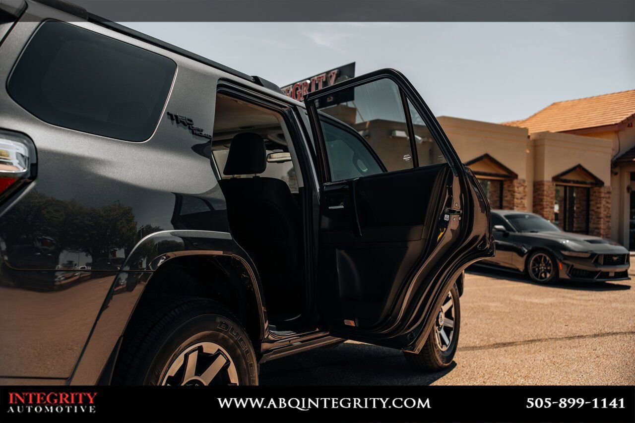 Used 2023 Toyota 4Runner TRD Off-Road Premium w/ Off Road Premium Plus Package AWD/4WD image 48