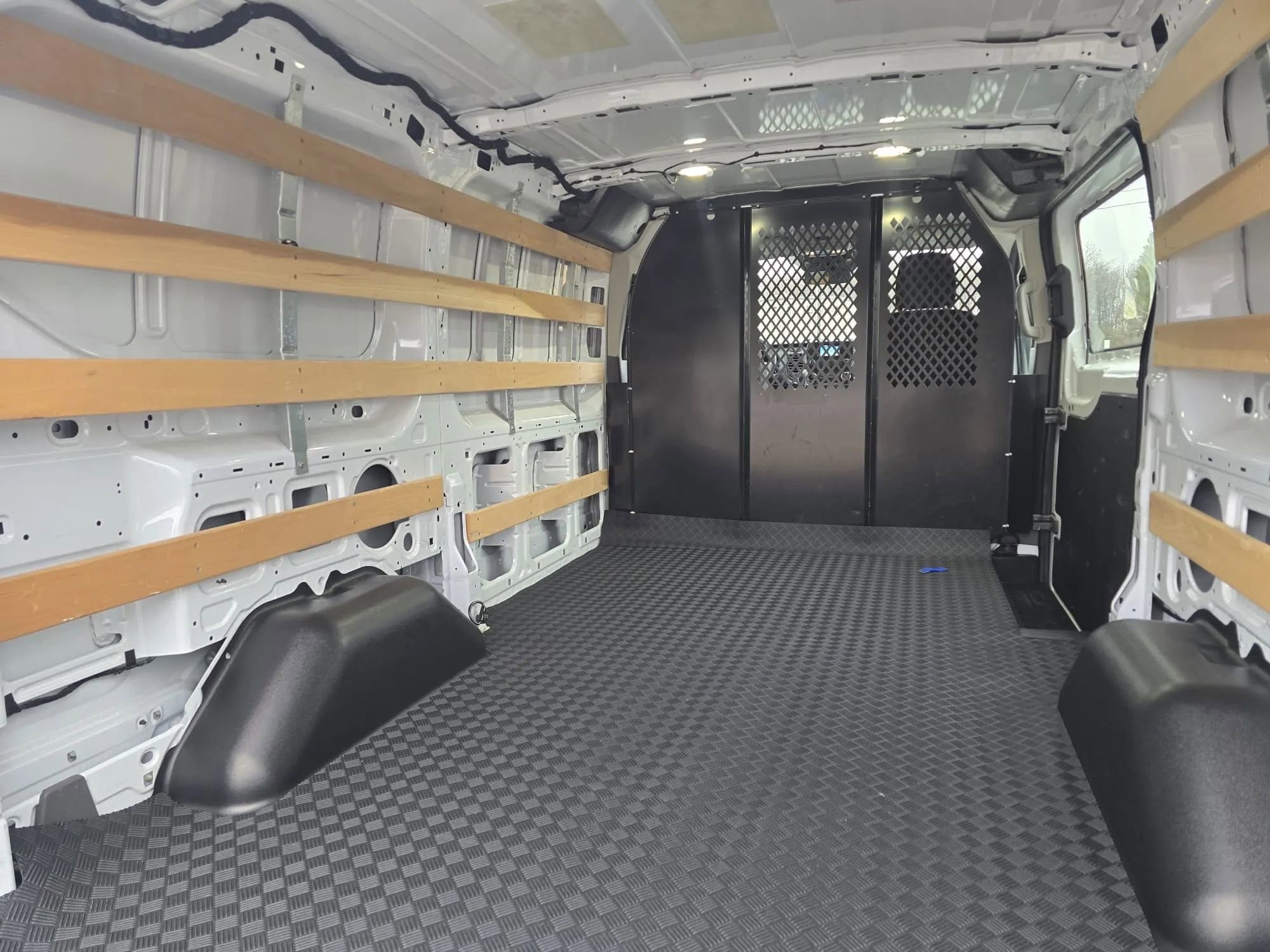 Used 2024 Ford Transit 250 Low Roof w/ Exterior Upgrade Package image 22