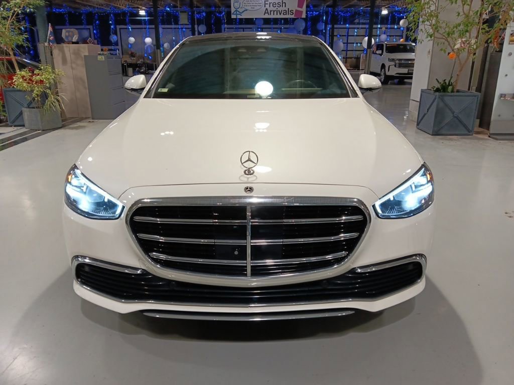 Certified 2022 Mercedes-Benz S 500 4MATIC image 4