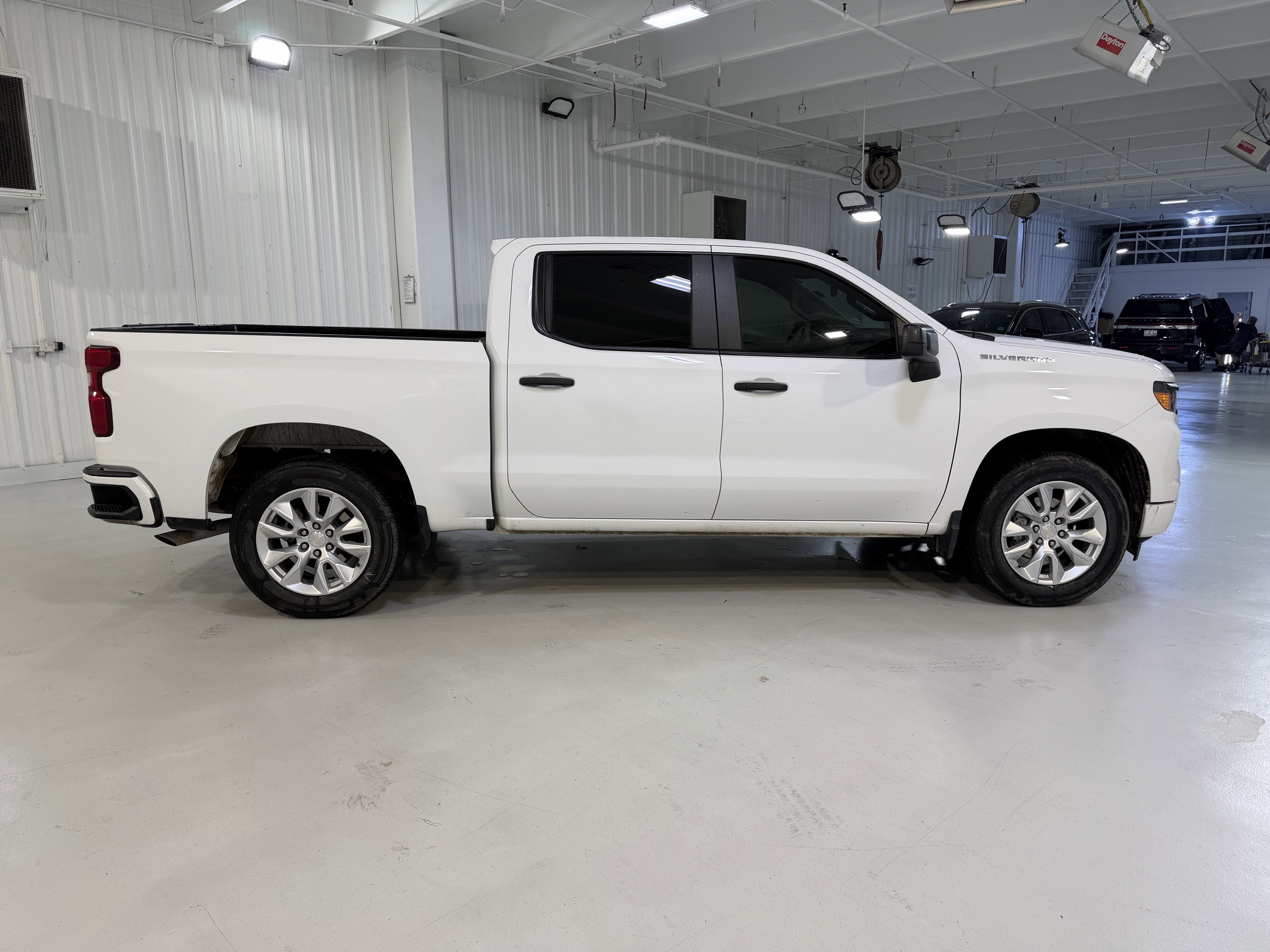 Used 2024 Chevrolet Silverado 1500 Custom RWD image 6