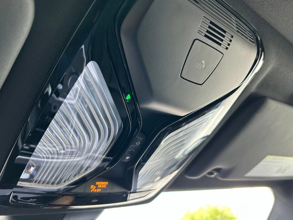 Used 2024 BMW 330i Sedan w/ Convenience Package RWD image 25
