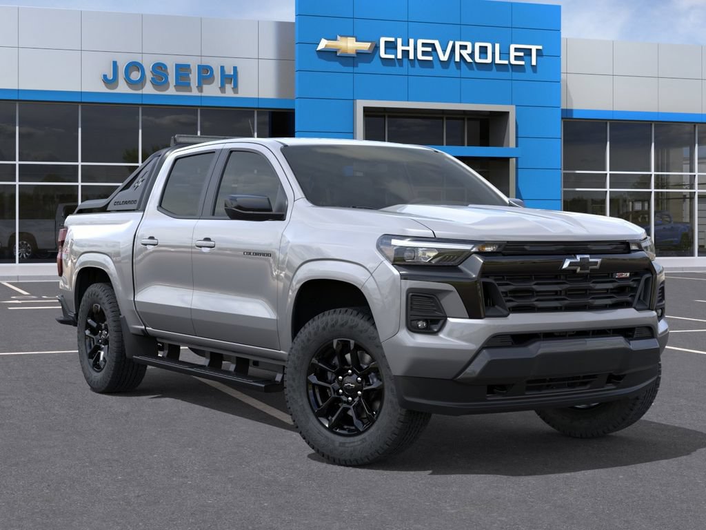 New 2026 Chevrolet Colorado Z71 w/ Midnight Edition AWD/4WD image 7