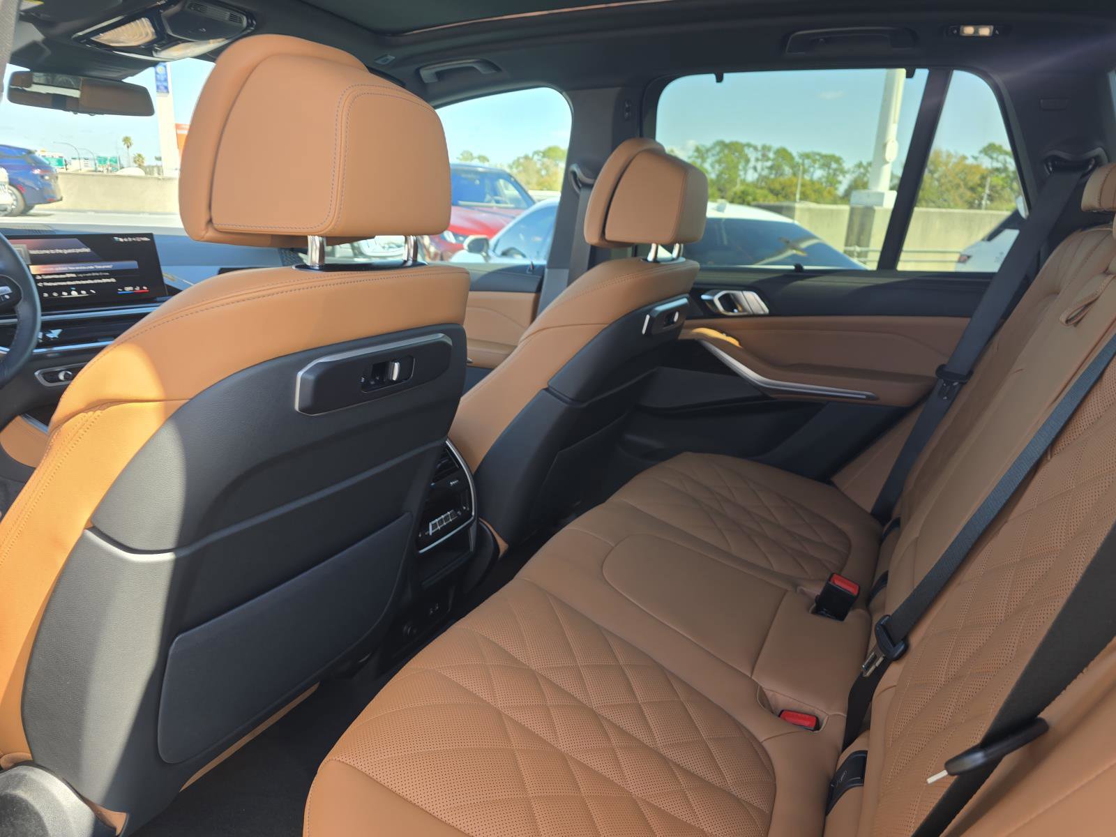 New 2026 BMW X5 xDrive40i w/ Climate Comfort Package image 14