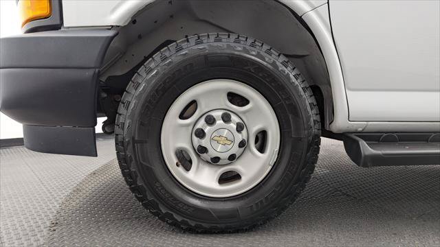 Used 2023 Chevrolet Express 3500 LS RWD image 24