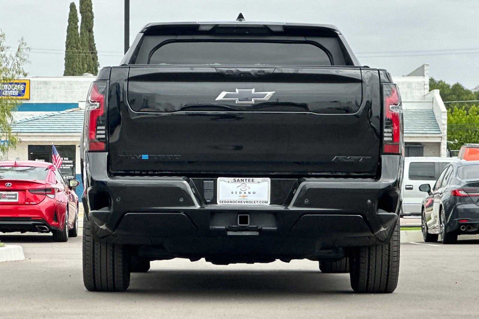 Used 2024 Chevrolet Silverado EV RST AWD/4WD image 5