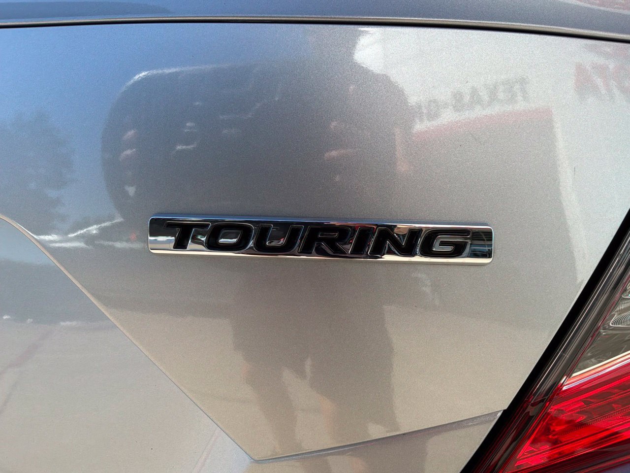 Used 2019 Honda Civic Touring image 10