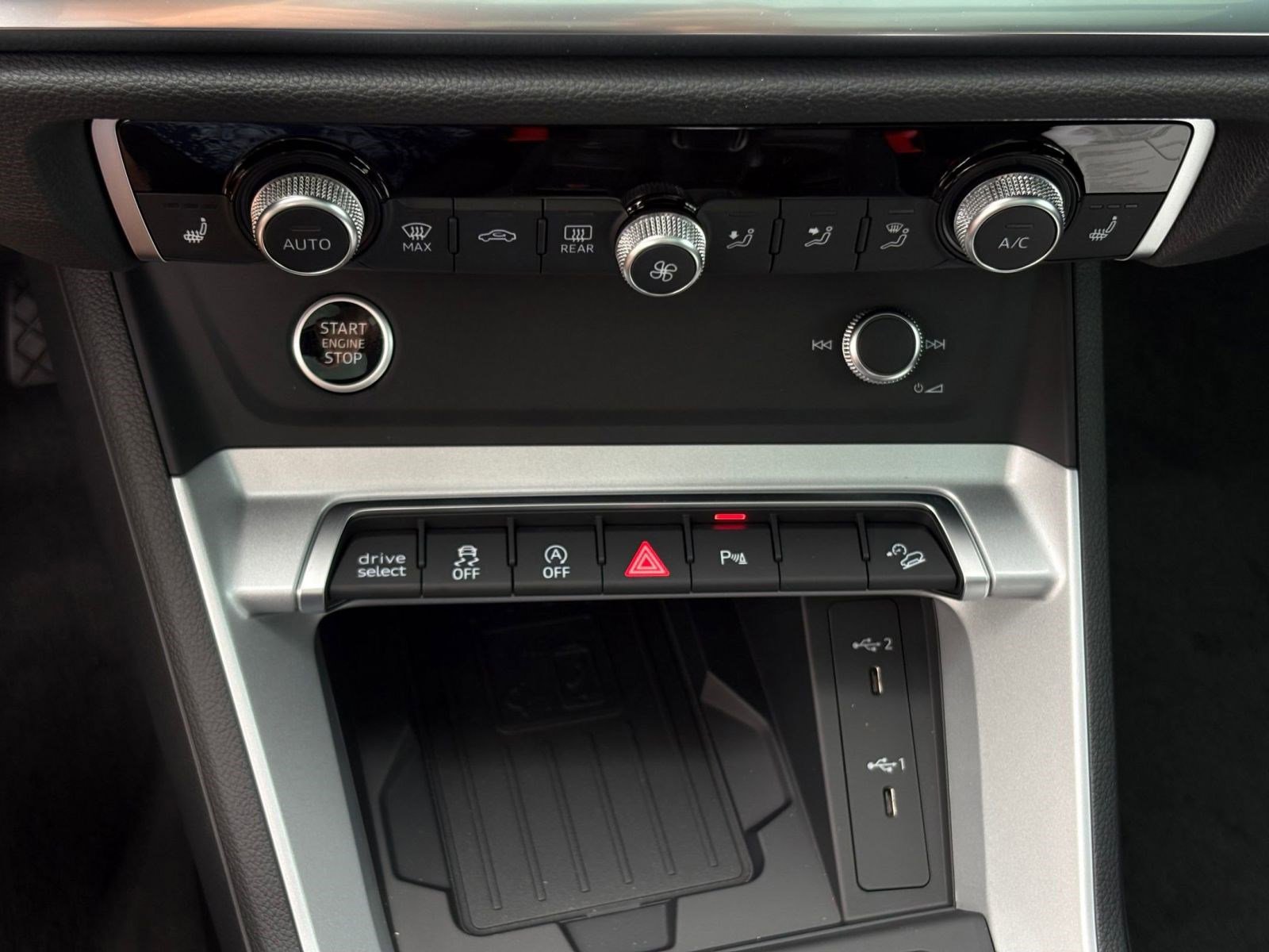 New 2025 Audi Q3 2.0T Premium Plus image 19