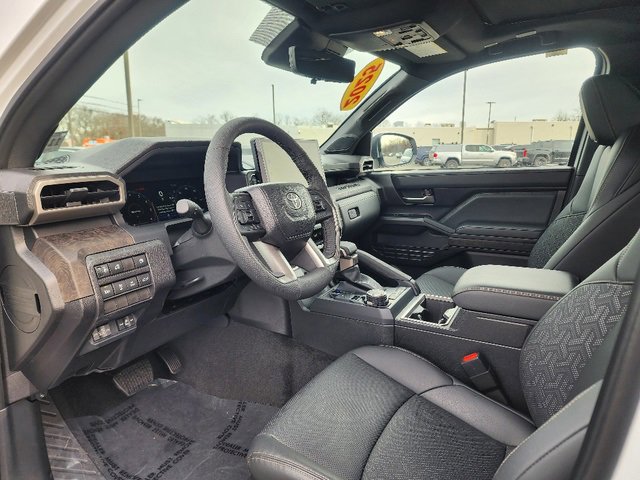 Used 2025 Toyota Tacoma Limited image 20