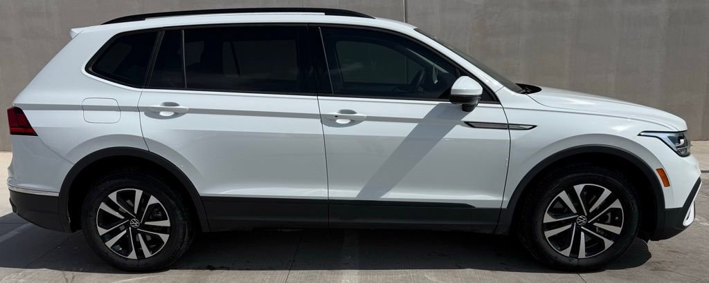 Certified 2024 Volkswagen Tiguan S FWD image 3