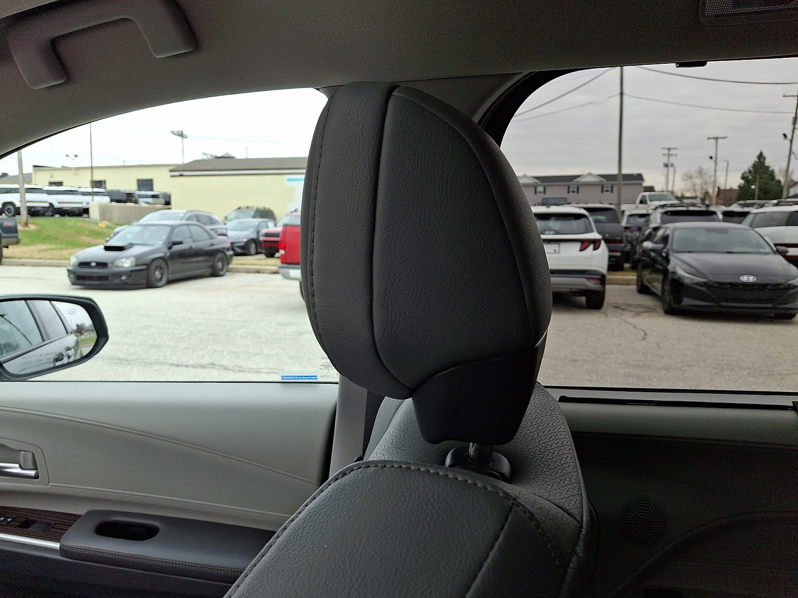 Used 2023 Toyota Sienna XLE AWD/4WD image 17
