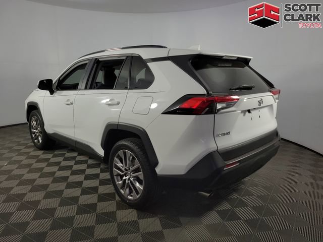 Used 2020 Toyota RAV4 XLE Premium FWD image 6