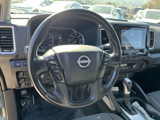 Used 2024 Nissan Frontier SV w/ SV Convenience Package image 11