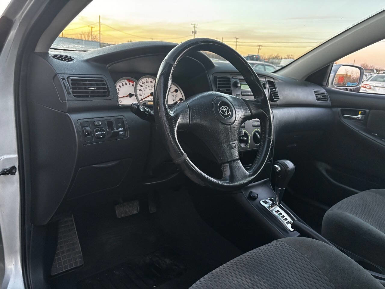 Used 2006 Toyota Corolla S image 25