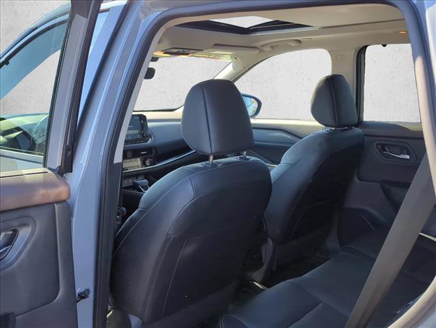 Certified 2023 Nissan Rogue SL w/ SL Premium Package image 16