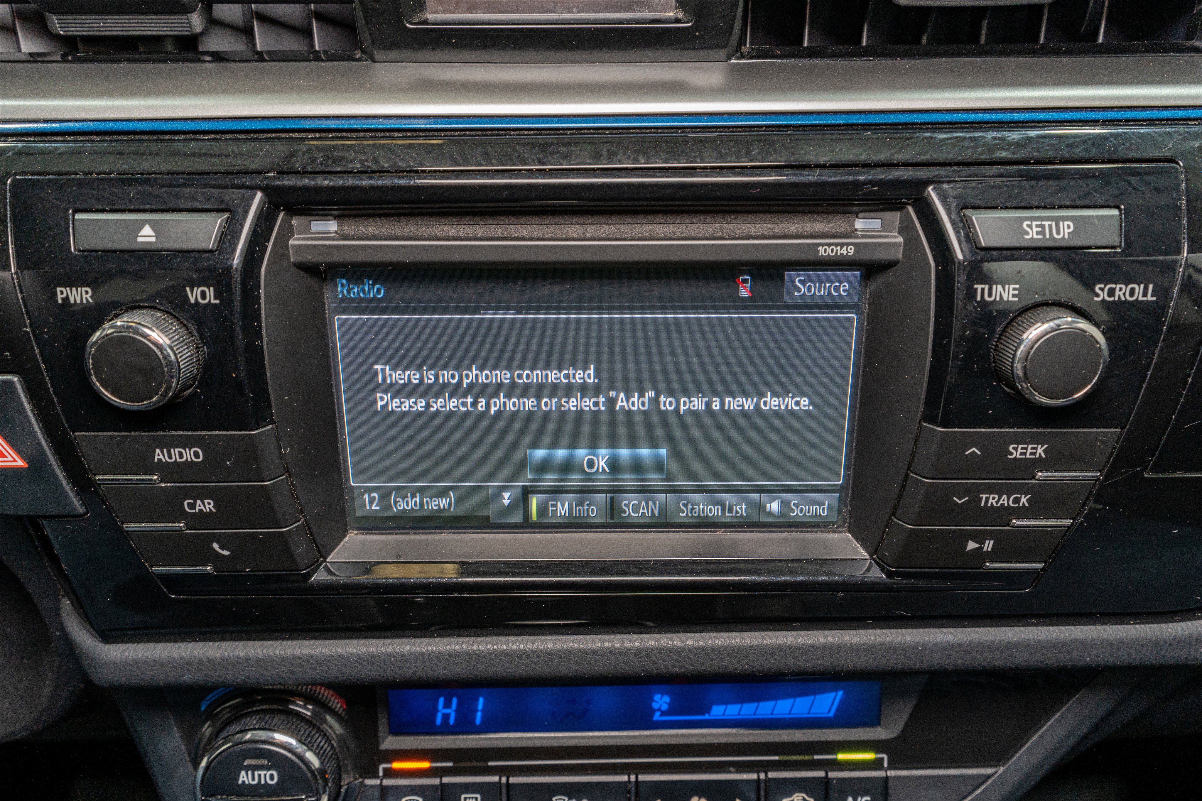 Used 2015 Toyota Corolla S image 16