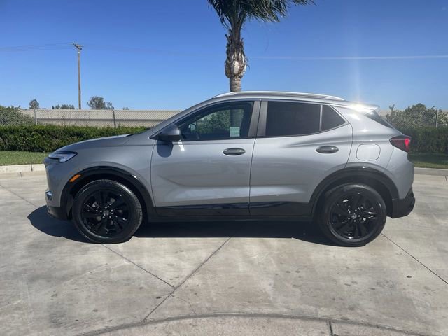 Used 2024 Buick Encore GX Sport Touring image 5