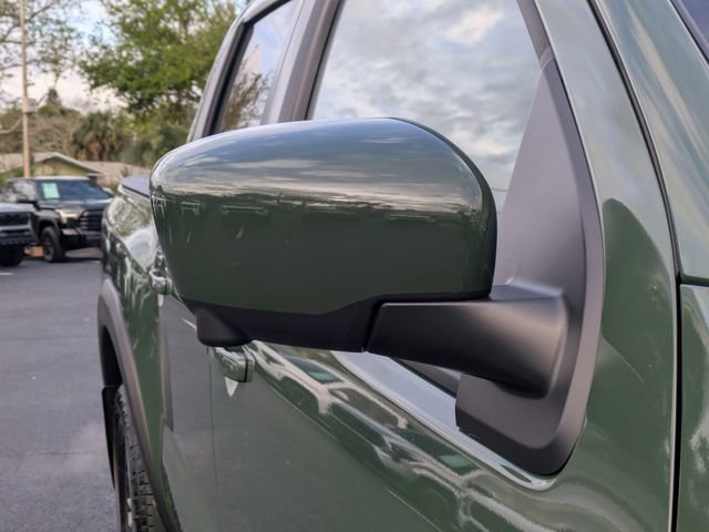 Used 2026 Nissan Frontier PRO-4X w/ Pro-4x Convenience Package image 12