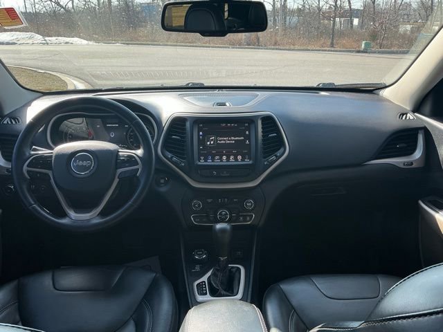 Used 2018 Jeep Cherokee Limited image 17