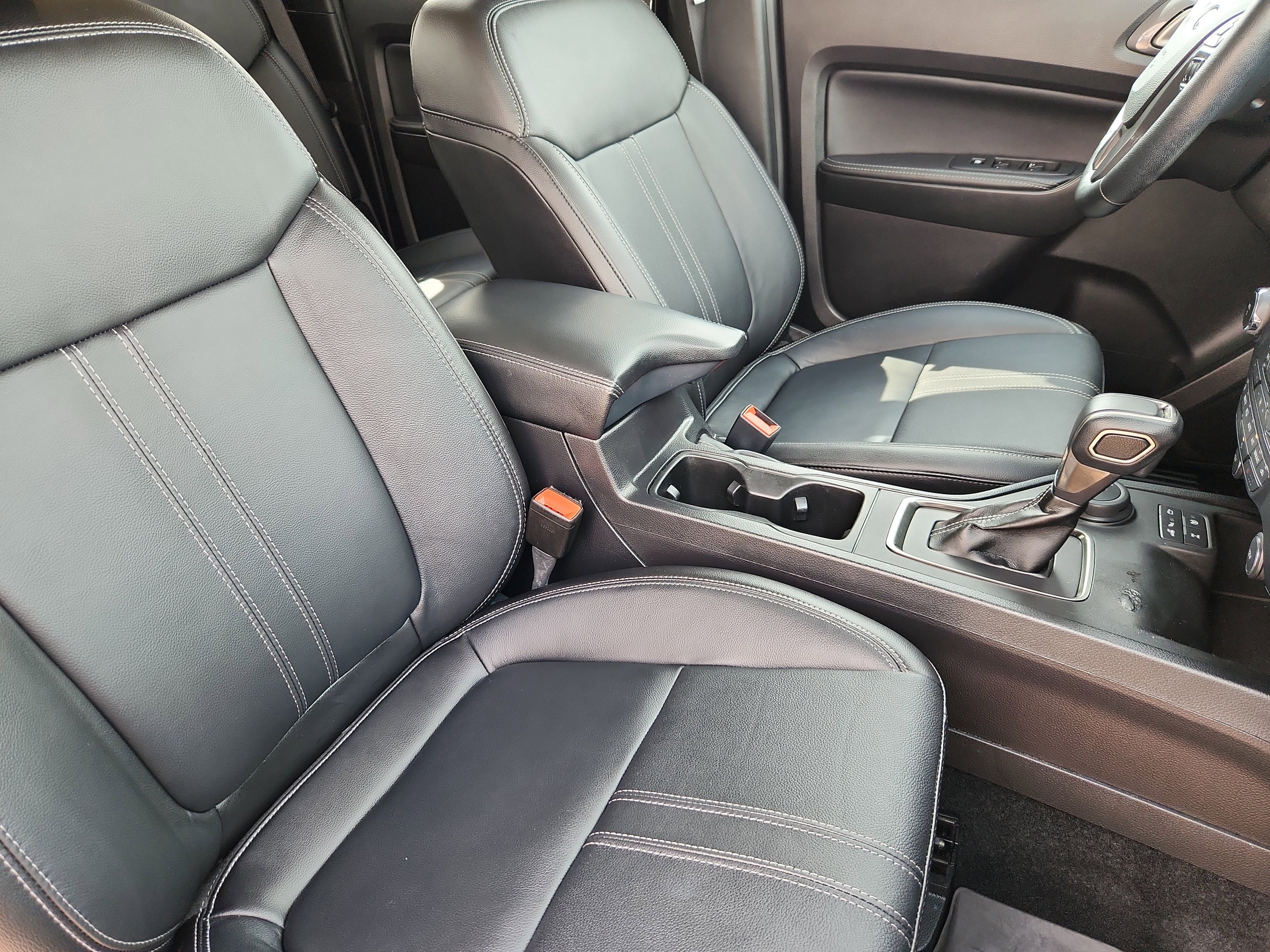 Used 2020 Ford Ranger Lariat w/ Trailer Tow Package image 13