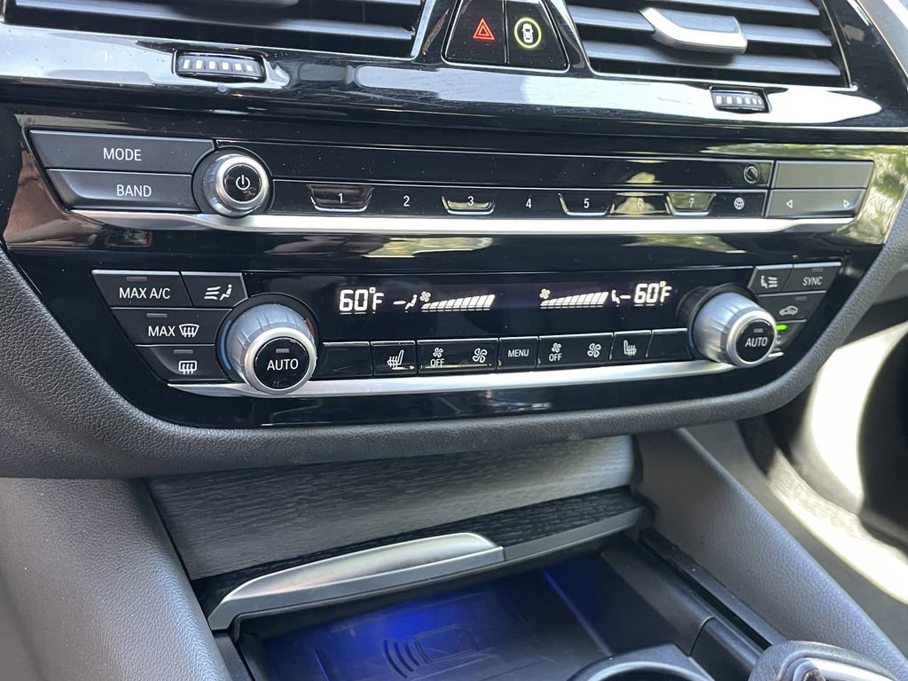 Used 2023 BMW 530i w/ Premium Package image 24