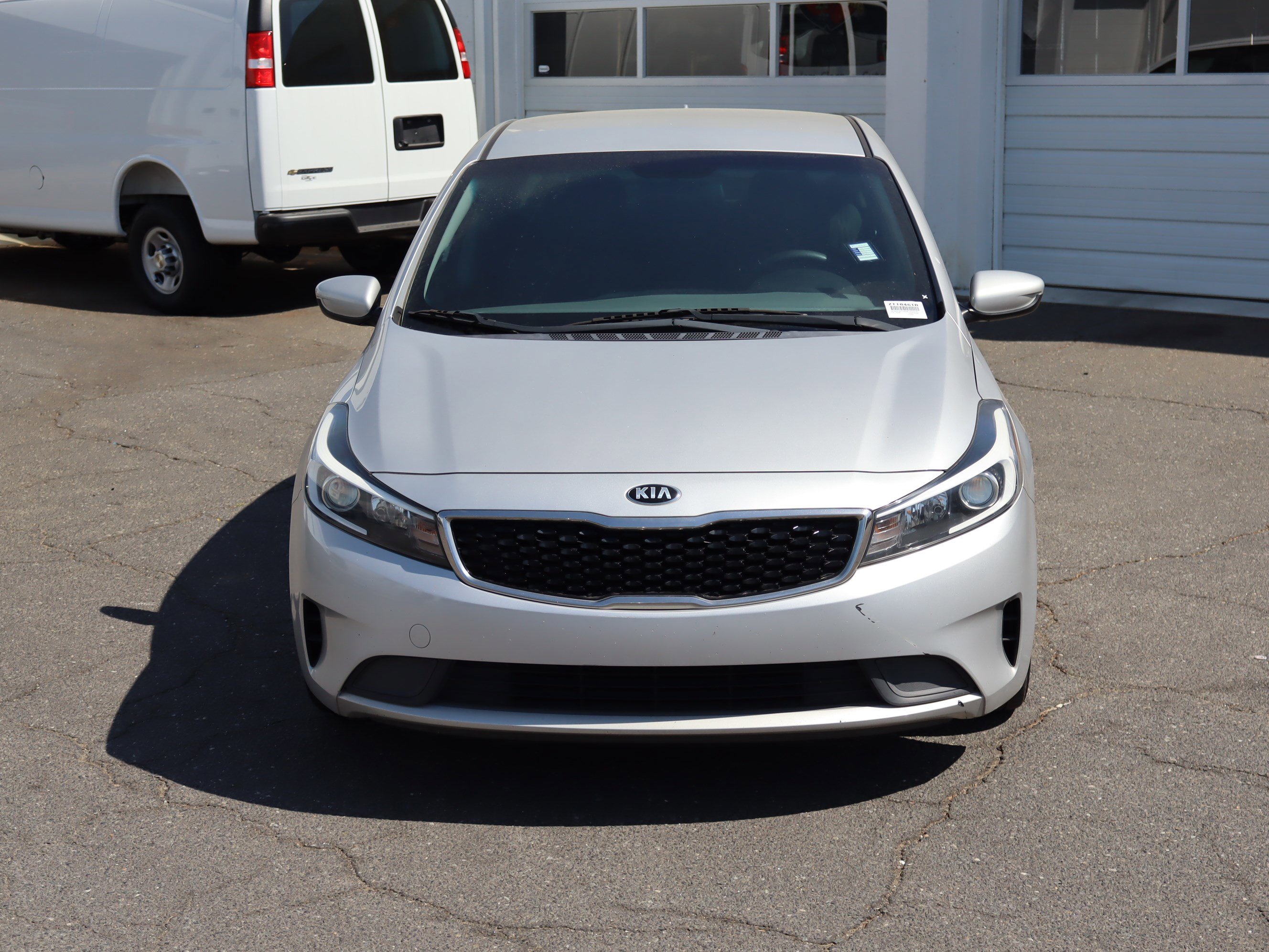 Used 2017 Kia Forte LX FWD image 3