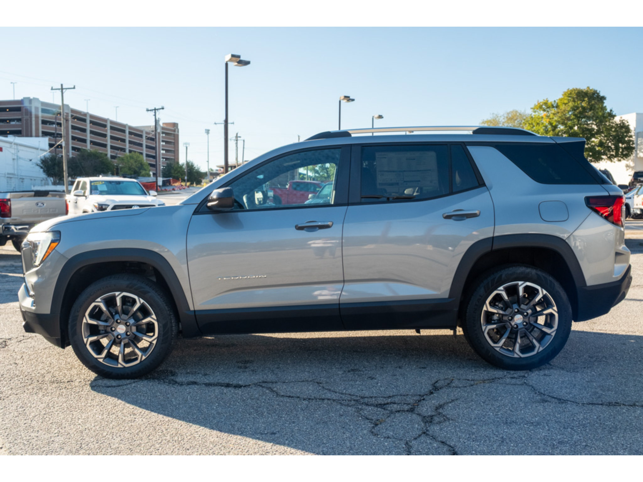 New 2027 GMC Terrain Elevation w/ Elevation Premium Package FWD image 5