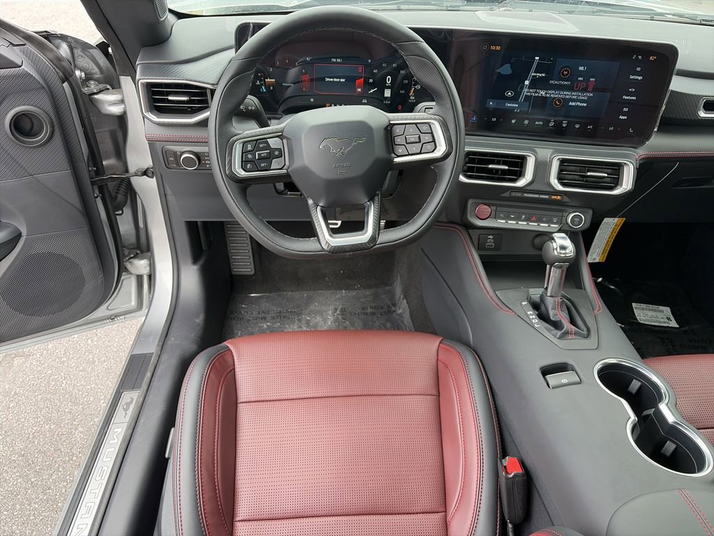 Used 2025 Ford Mustang Premium RWD image 15