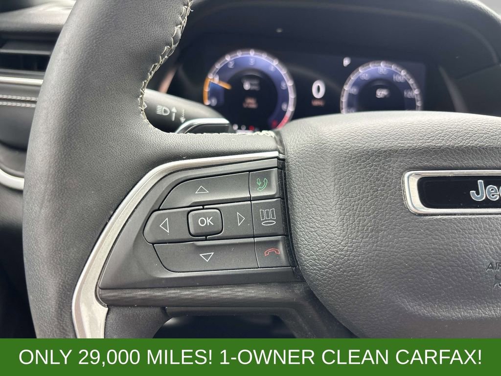 Used 2023 Jeep Grand Cherokee Altitude AWD/4WD image 14