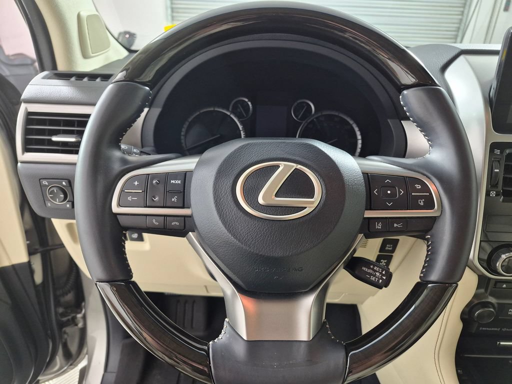 Used 2023 Lexus GX 460 Premium w/ Premium Plus Package AWD/4WD image 13