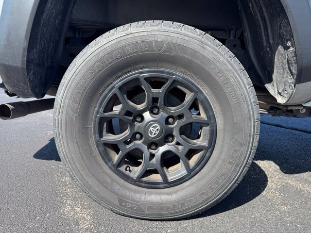 Certified 2023 Toyota Tacoma SR5 w/ SX Package AWD/4WD image 10