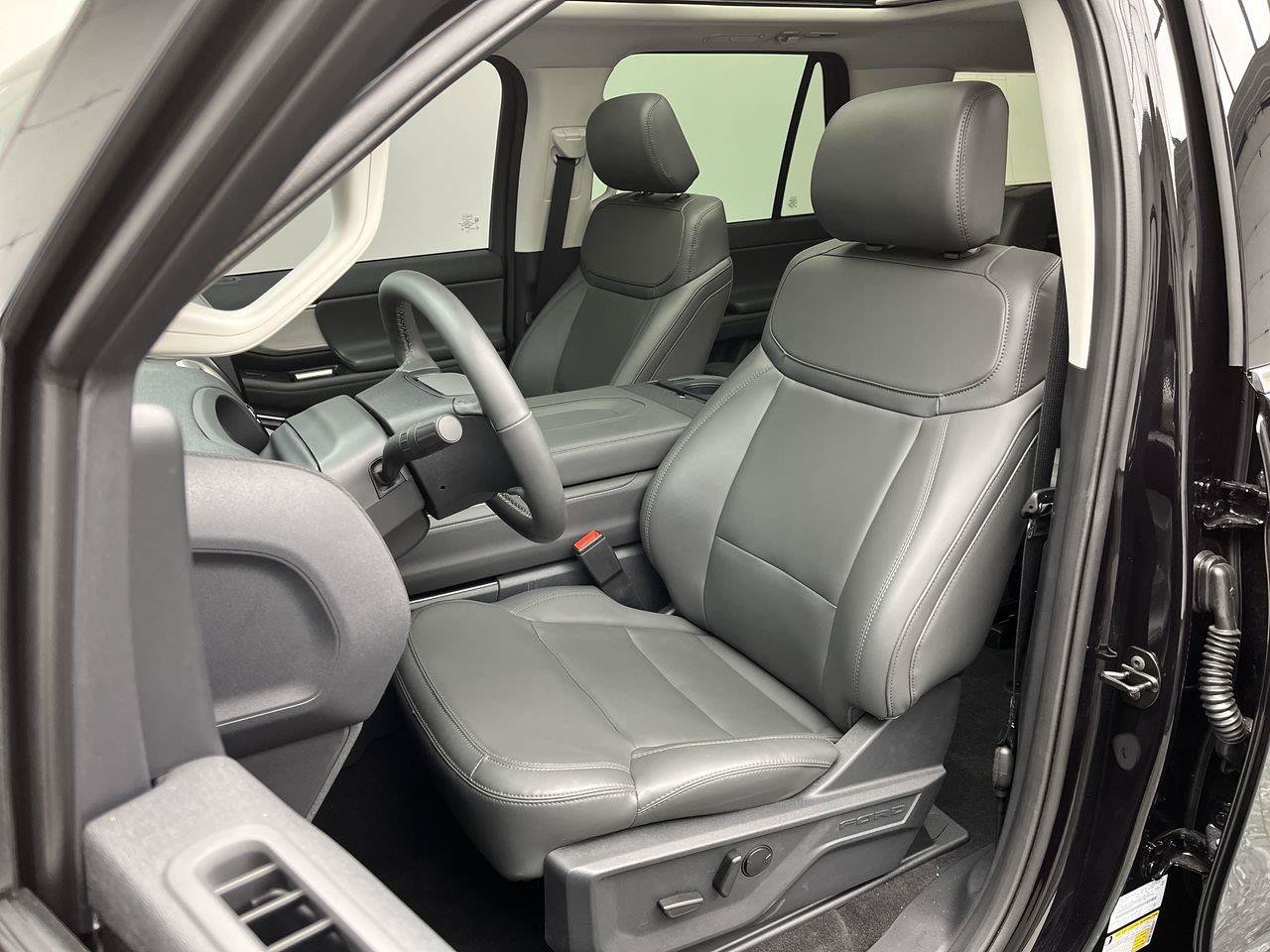 Certified 2026 Ford Expedition Max Active AWD/4WD image 13