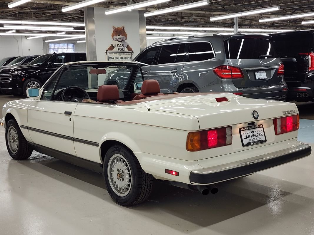 Used 1987 BMW 325i Convertible image 16