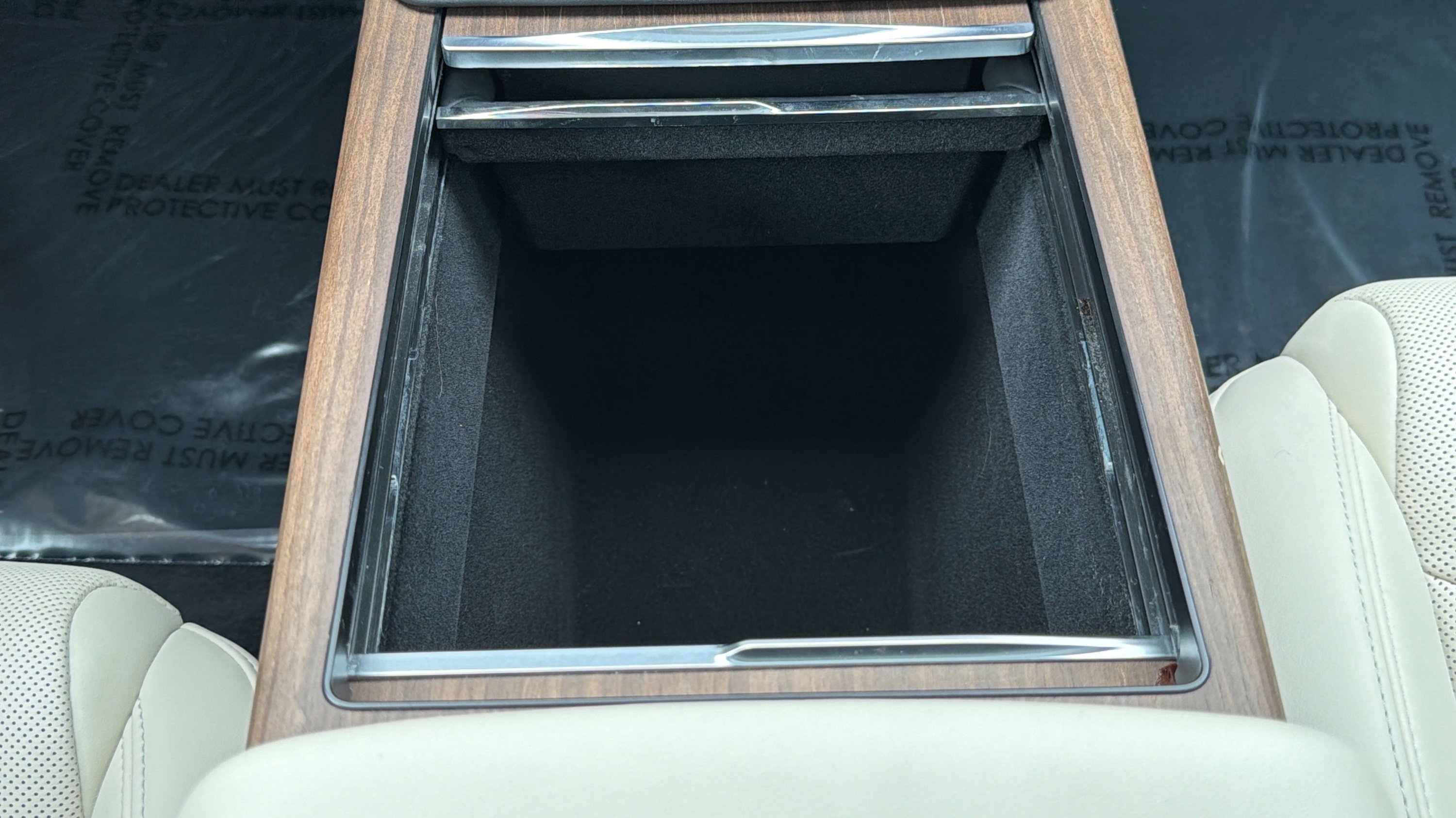 Used 2025 Tesla Model S image 73