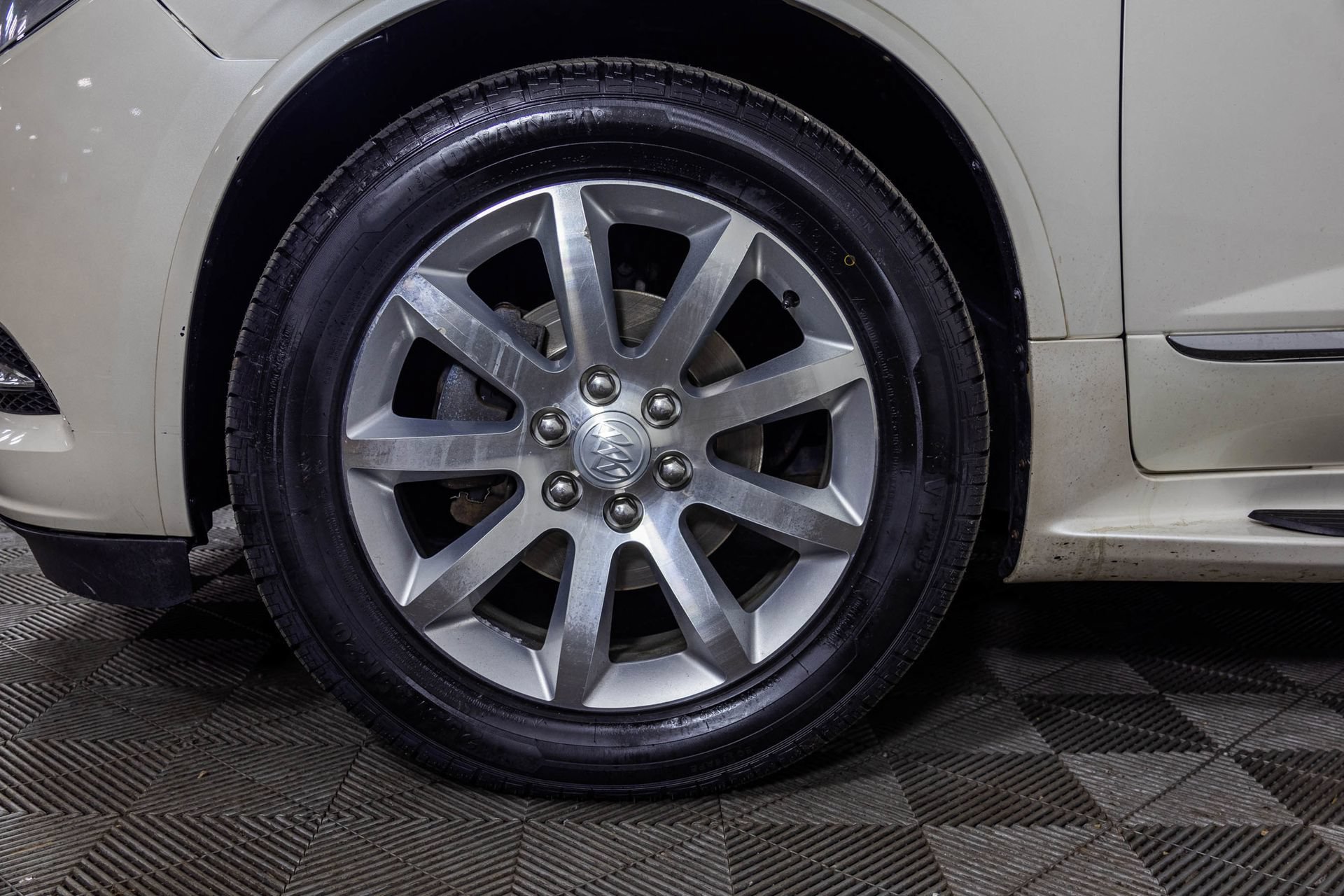 Used 2013 Buick Enclave Premium w/ Trailering Provision Package AWD/4WD image 58