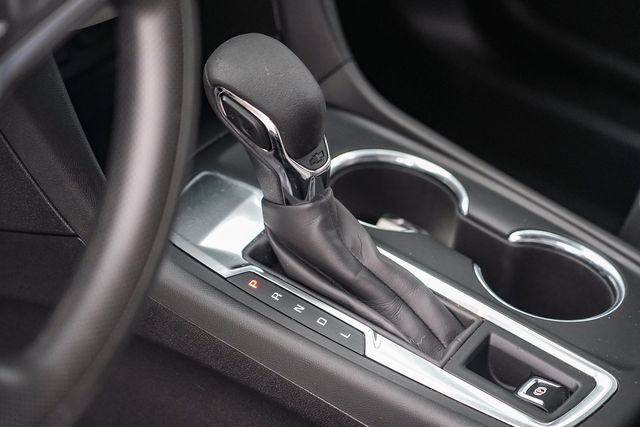 Used 2023 Chevrolet Equinox LS image 21