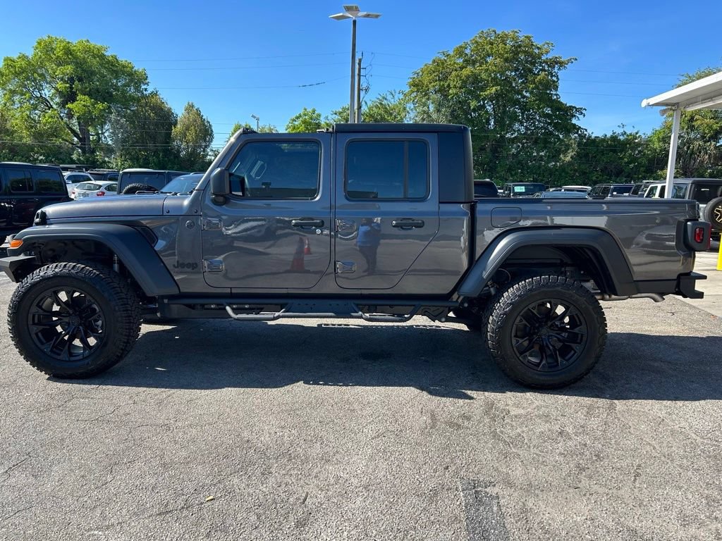 New 2026 Jeep Gladiator Sport AWD/4WD image 8